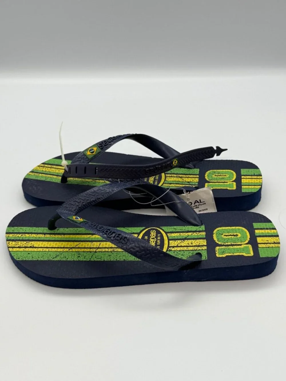 New Havaianas Mens Brazil Soccer Flip Flops Neymar Jr 10 Sandal w/Bracelet Sz 6